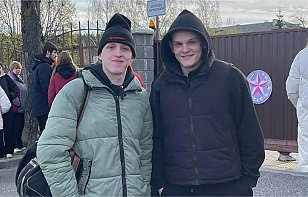 Арсений Матлахов и Матвей Матерухин отправились на службу в армию