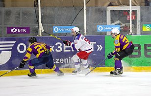 Уступаем в первом матче полуфинальной серии